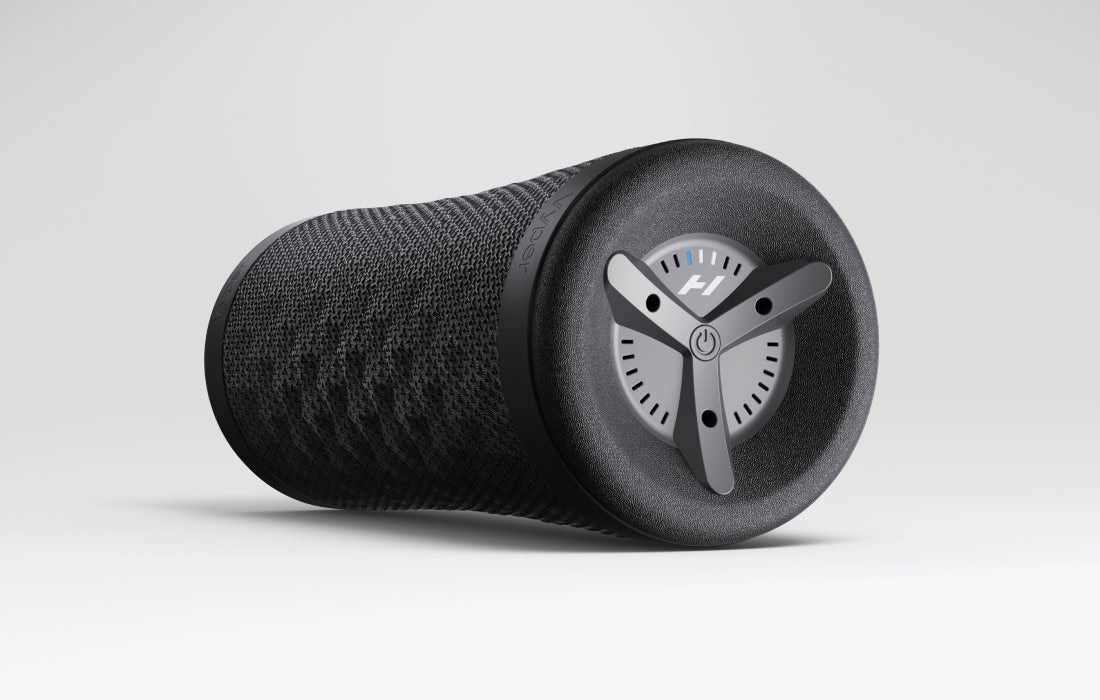 Three-quarter view of the vibration roller with the control on the end cap