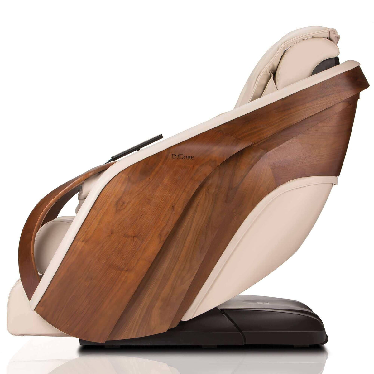 D.Core Cirrus-JP Massage Chair close-up of wood paneling