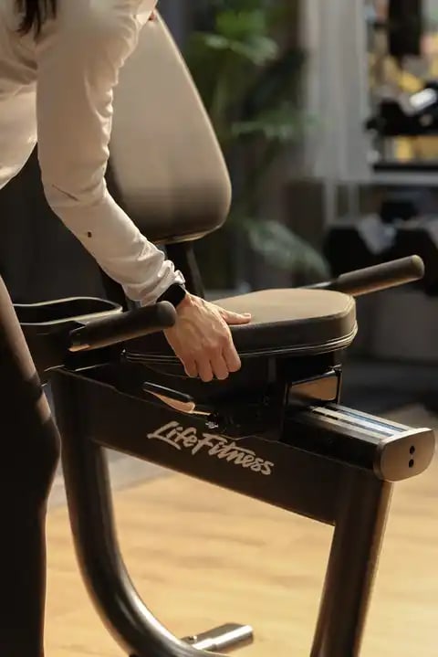 Life Fitness Atmos Recumbent Bike